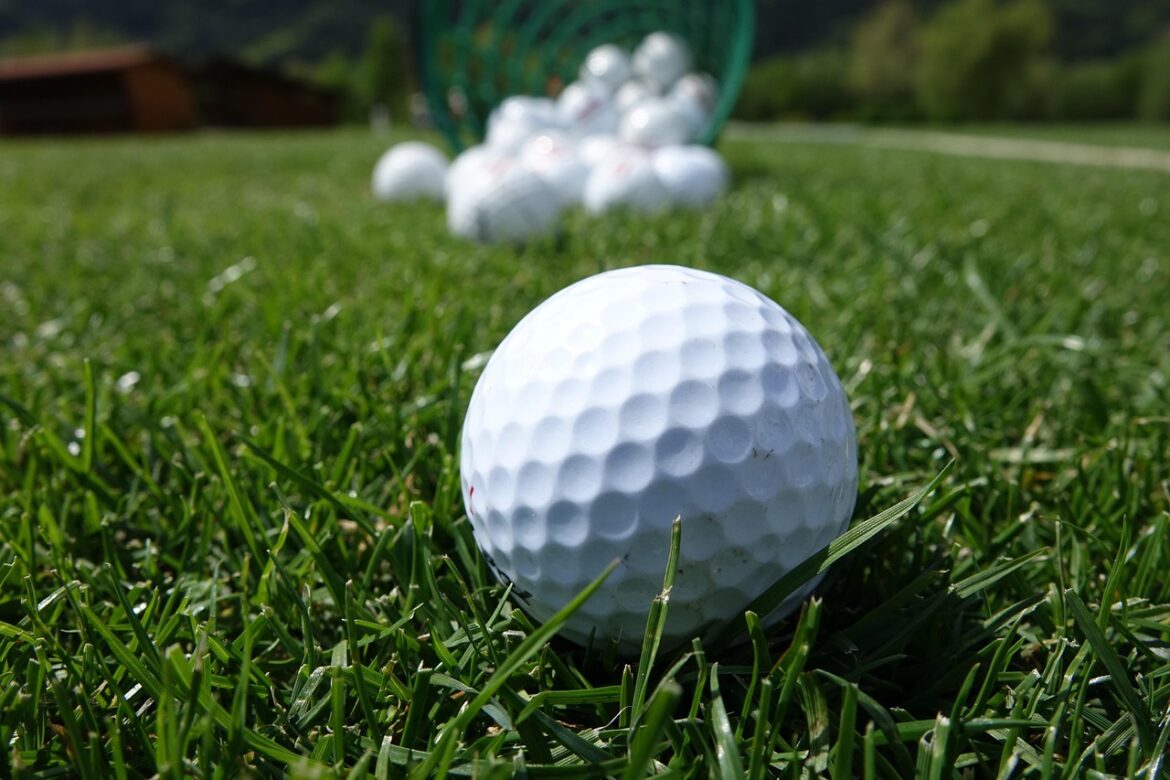 Top Picks for Beginner Golfers: Scenic and Approachable Courses